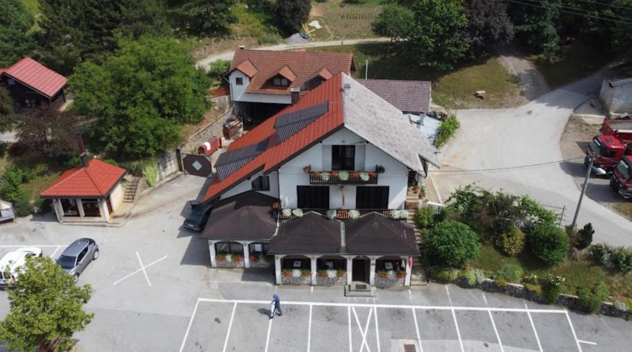 Holiday Home Manda Tounj Zewnętrze zdjęcie